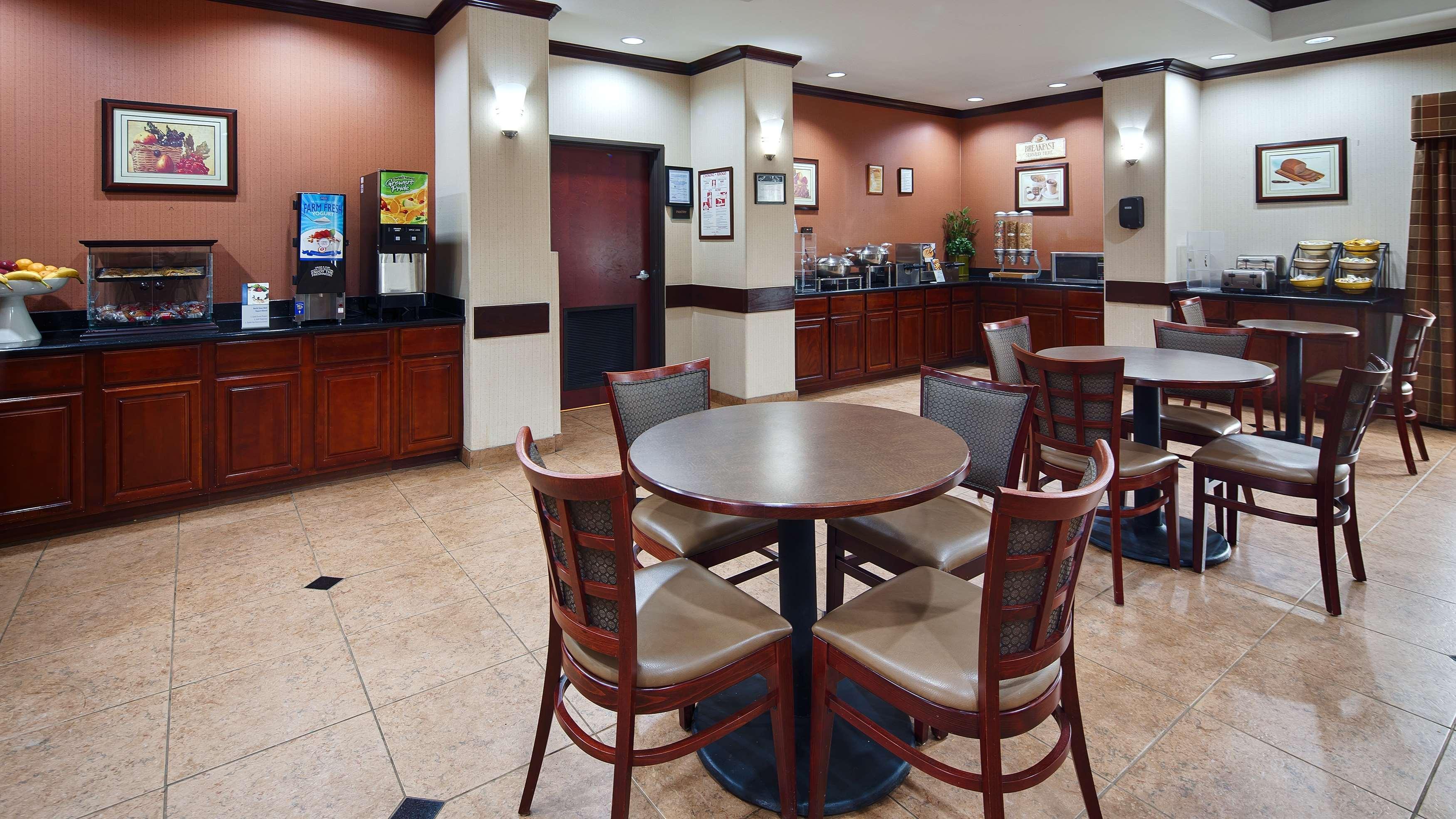 Best Western Plus Katy Inn And Suites Екстериор снимка